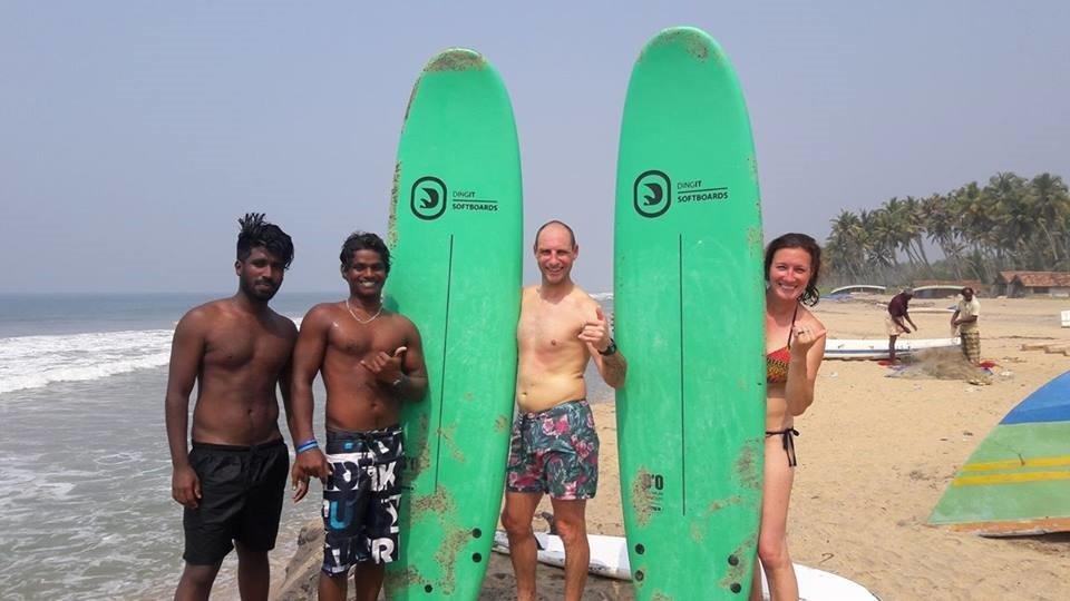 Hôtel Mk Gardens Surf & Yoga House à Varkala Extérieur photo